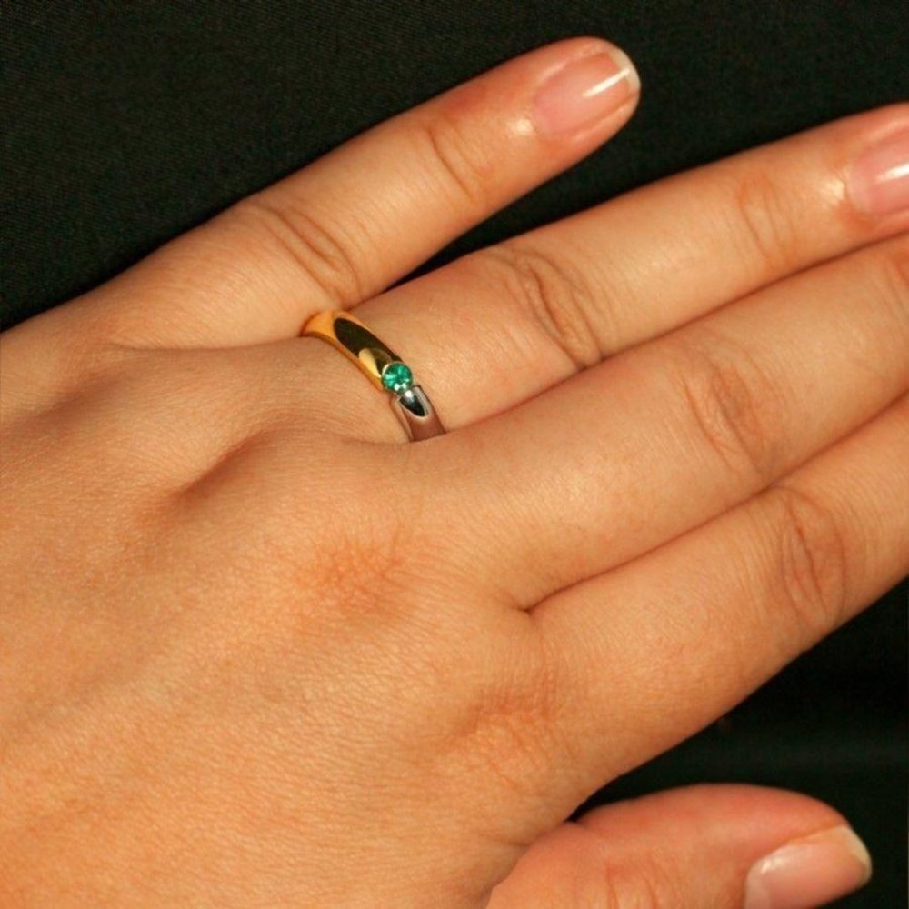 $1500 18k White & Yellow Gold Wedding Band Ring - Picture 3 of 7